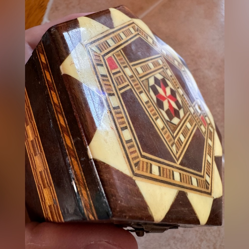 Inlay Marquetry Vintage Hexagonal Trinket Box✨ - Picture 12 of 12